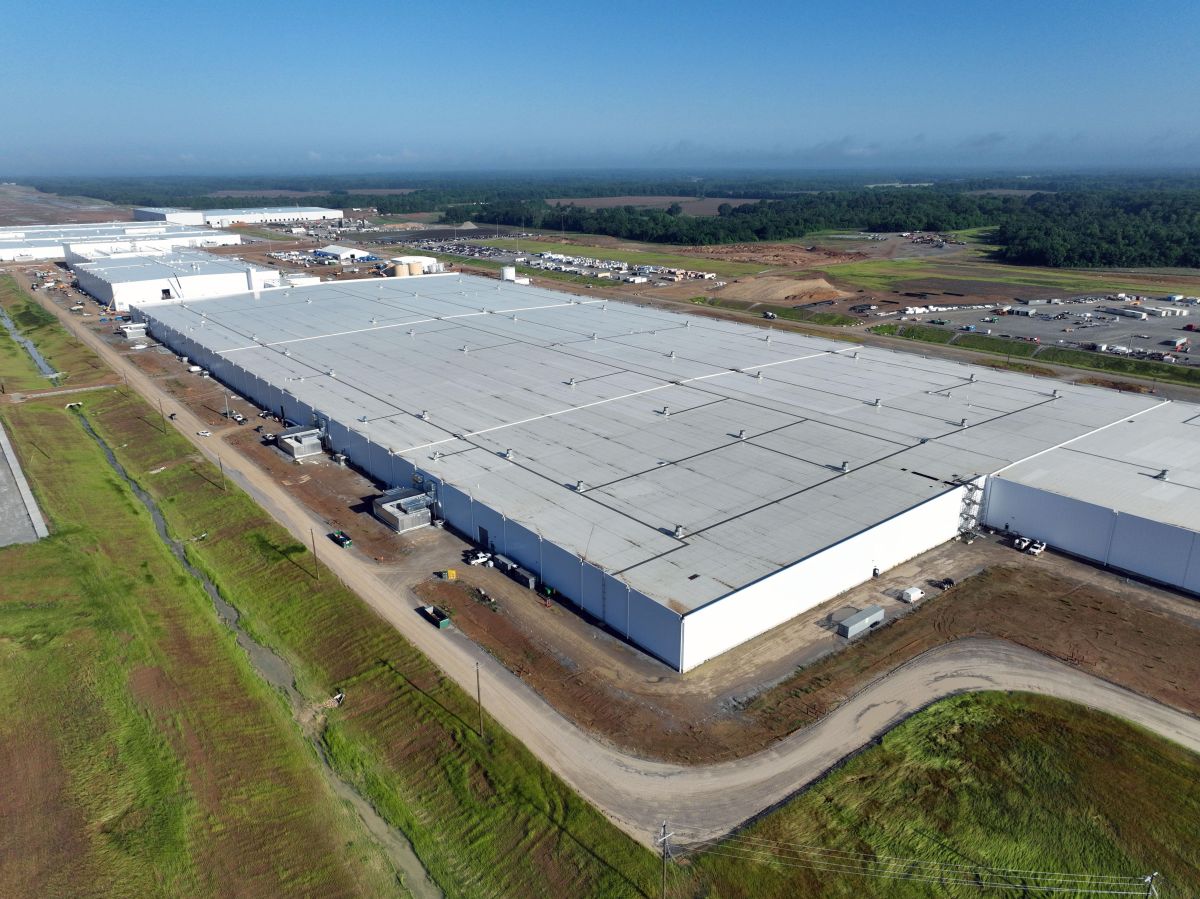 Ford-SK-On-BlueOval-SK-federal-grant