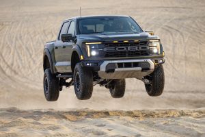 Ford Suspends Exports of Several Models to China as Tariffs Surge