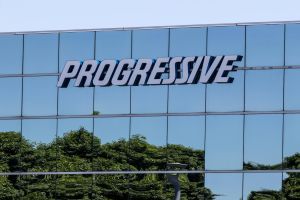Top U.S. Auto Insurers Expand Market Share in 2024, Led by Progressive